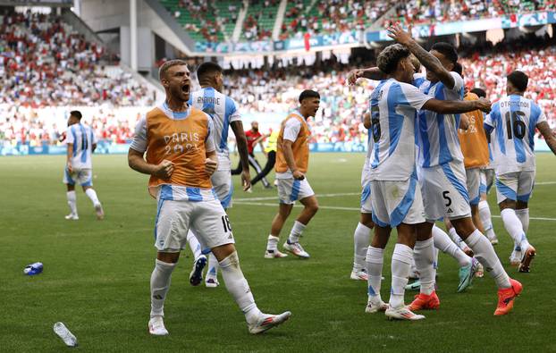 Football - Men's Group B - Argentina vs Morocco