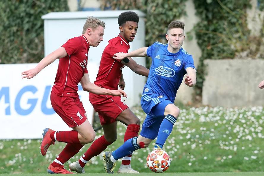 San o Ligi prvaka ide dalje! Pali su Redsi, Modri u četvrtfinalu