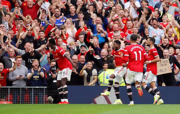 Premier League - Manchester United v Leeds United