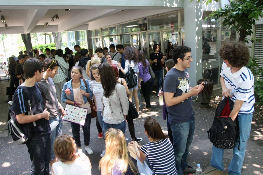 Za upis na fakultet zbrajaju se ocjene, natjecanja i matura