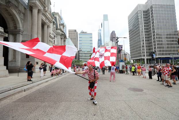 SP 2026 Philadelphia: Navijači feštali u gradu i nakon razvijanja zastave