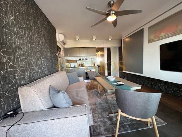 FOTO Za 21 kvadrat garsonijere u Opatiji traže 149.000 eura! Prodavač: 'Ima pogled na more'