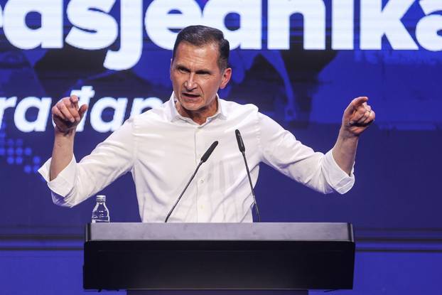 Predizborni skup Dragana Primorca u Zagrebu