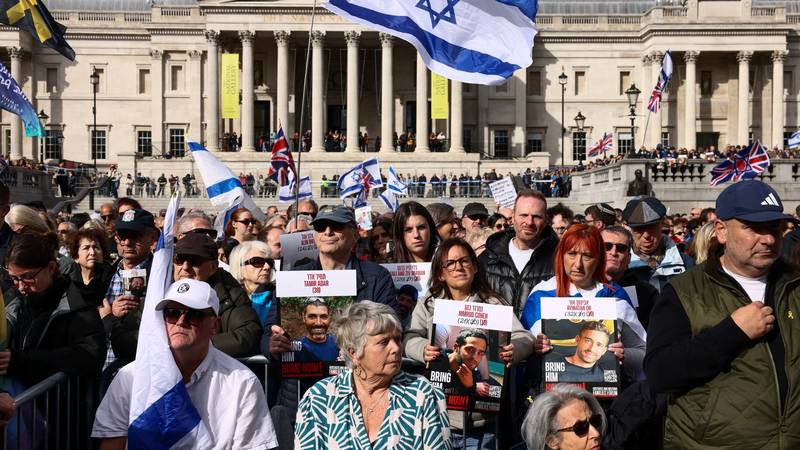 Britanski študenti protestirali, antisemitizem v porastu, Starmer obsoja