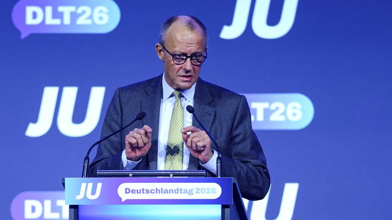 MERZ POTVRDIO Dizelaši i benzinci preživjet će do 2035. Evo što to znači za vozače