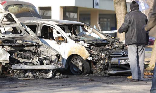 Video: Šefu sigurnosti Dinama izgorio automobil na Vrbanima