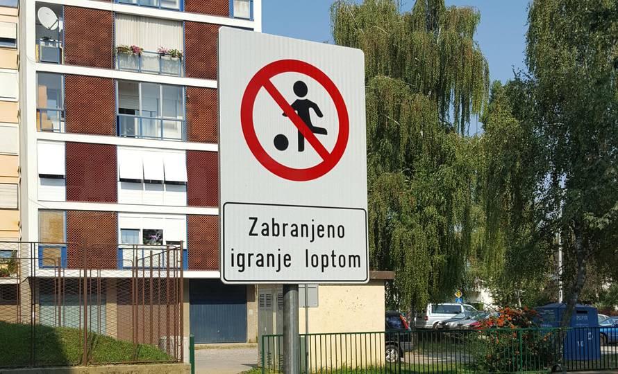 Nema loptanja: Djeci zabranili igranje na igralištu u V. Gorici