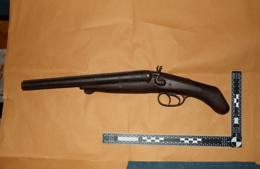 VIDEO Kakav ulov u Zagrebu: Dileru našli meskalin, gljive, LSD, u stanu je imao i kuburu