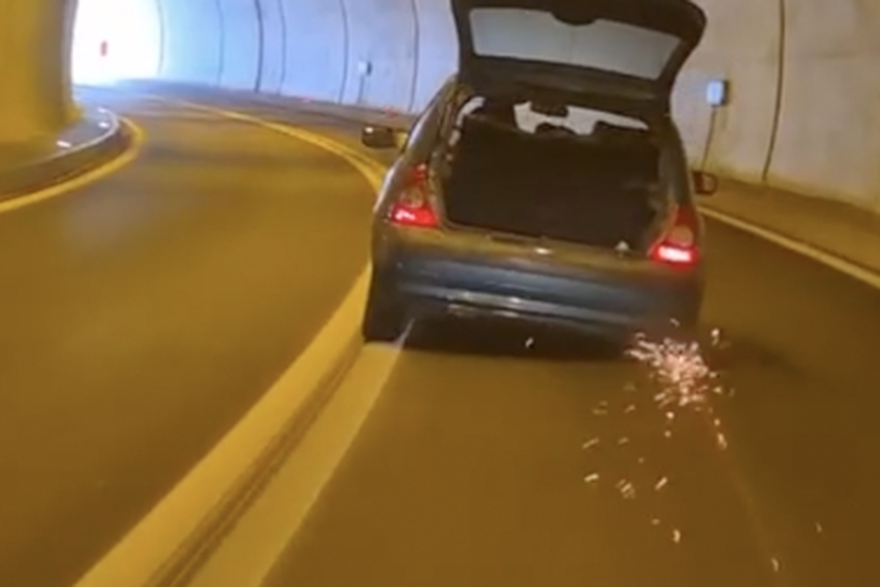 Žena kod Šibenika kilometrima vozila bez guma