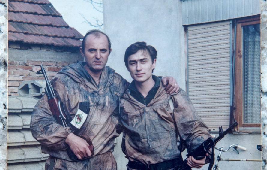 'Progonili su nas kao životinje, svog sina sam nosio u rancu...'