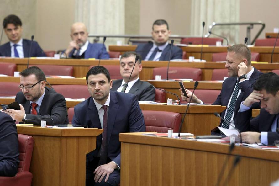 Plenki  spočitnuo Beljaku tvit:  'To je bila loša i opasna poruka'