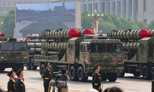 Demonstracija moći u Pekingu: Kina je pokazala novo oružje. Xi tvrdi: 'Nezaustavljivi smo...'