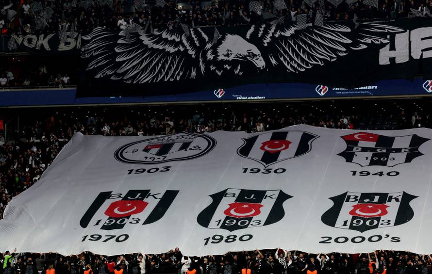 Super Lig - Besiktas v Galatasaray