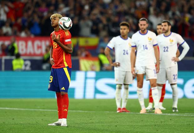 Nations League - Semi Final - Spain v France
