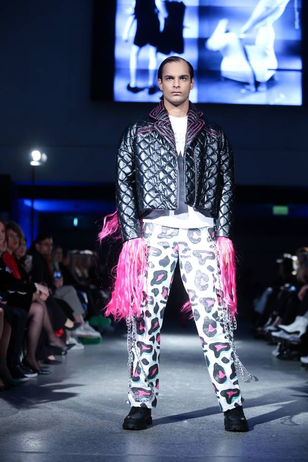 DIPMOD_10 - modna revija diplomskih kolekcija studenata Sveučilišta u Zagrebu Tekstilno-tehnološkog fakulteta