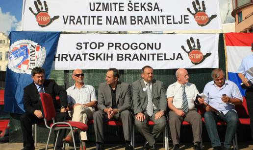 Prosvjed u Osijeku: 'Uzmite Šeksa, vratite nam branitelje'