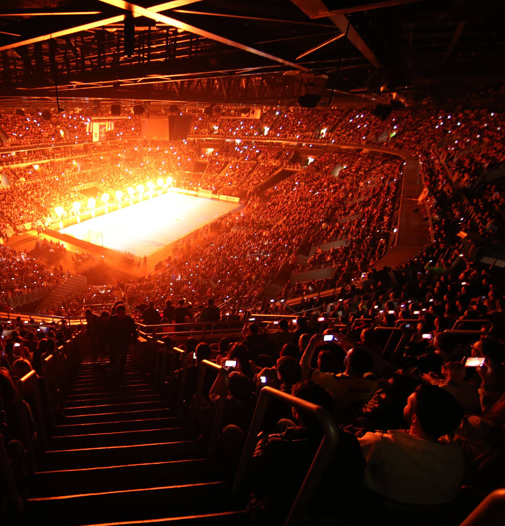 Može li Arena barem na jednu noć postati paklena Ledena?!