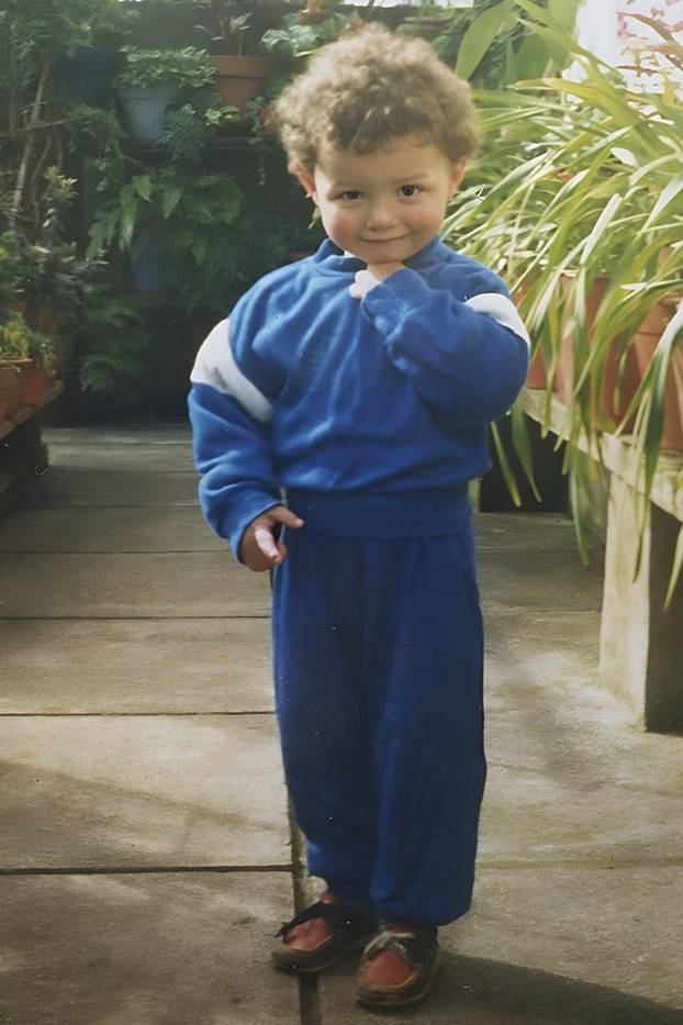 FOTO Od 'krezubog klinca' do ugovora od pola milijarde eura. Ovako se mijenjao Cristiano