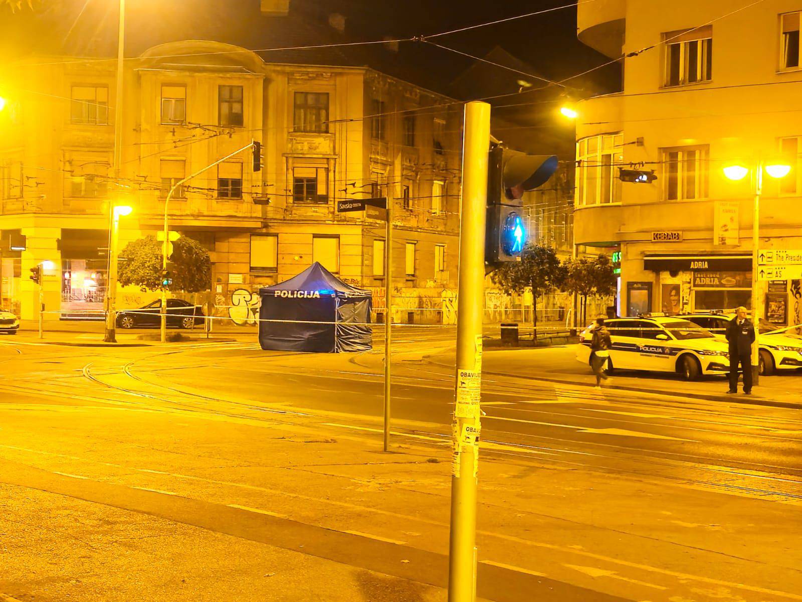 Detalji strave u Zagrebu: Napao mladića nožem, policajci su ga priveli pa im je umro na cesti