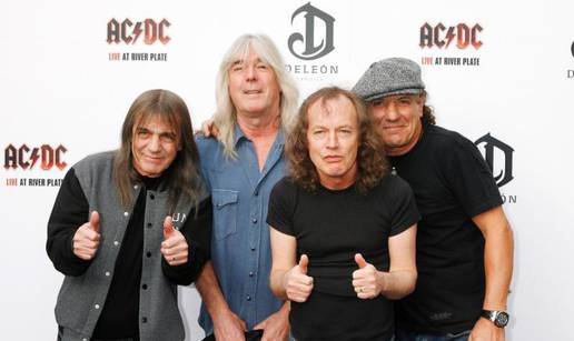 Irance napao glazbeni virus i raspalio im AC/DC na razglas