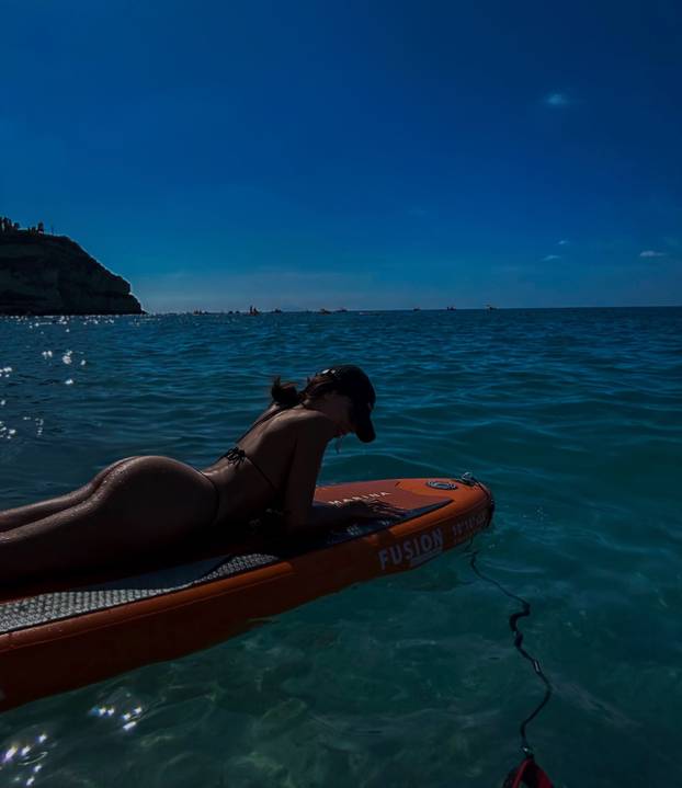 FOTO Zavela i Tottija i Mbappea. Sad mami poglede na terenima