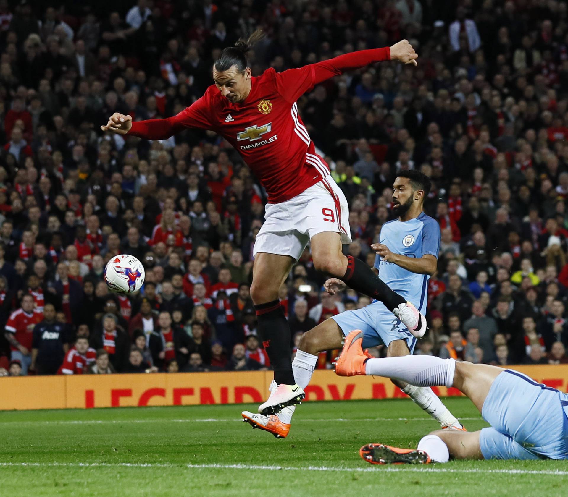 Manchester United v Manchester City - EFL Cup Fourth Round