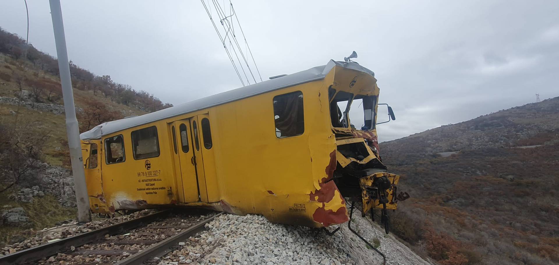Prometnici zaustavljali jureći vlak: 'Javili su strojovođi, on je skočio i spašavao živu glavu'