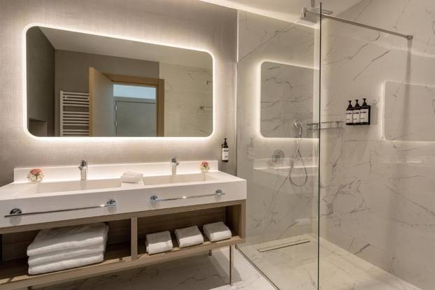 FOTO Brojni Hrvati hrle u ovaj resort s razlogom: Ima pogled na najljepši zaljev Europe