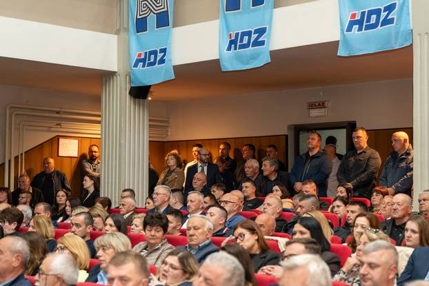 Gospić: Andrej Plenković na obilježavanju 36. obljetnice osnivanja HDZ-a u Ličko-senjskoj županiji