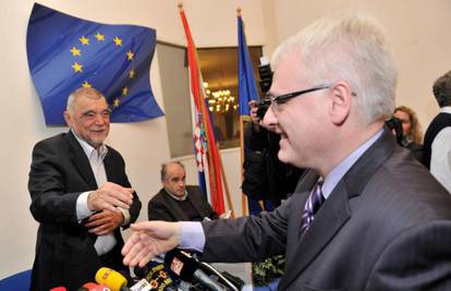 Josipovićev ured potrošio je 15 mil. kn manje od Mesićeva