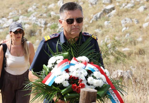 Na Kornatima obilježena 19. godišnjica tragedije u kojoj je poginulo 12 vatrogasaca