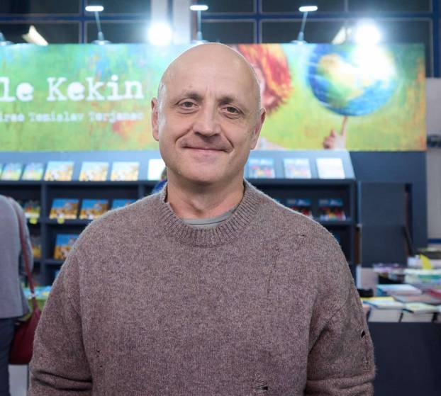 FOTO Skinuli smo Miši brkove, pogledajte kako izgleda! A tek Gvardiol, Džinović, Chuck Norris