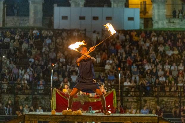 Borbe gladijatora u pulskoj Areni
