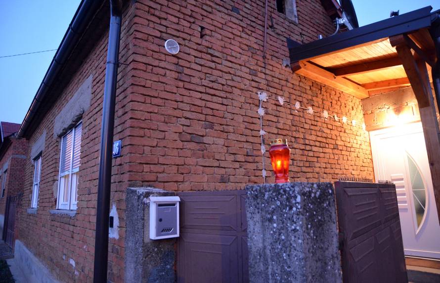 U nesreÄi kod Nove GradiÅ¡ke poginula majka Äetvero djece