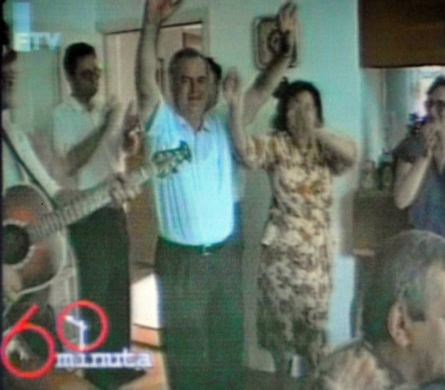 AFP/PXL
