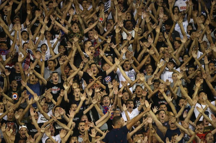 Prekrasna koreografija Torcide: 'Rajska djevo, kraljice Hrvata’