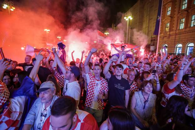 Zagreb: Slavlje navijača nakon hrvatskog pogotka za 1-0