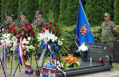 U Vukovaru je obilježena 15. obljetnica smrti pukovnika Babića, heroja Trpinjske ceste