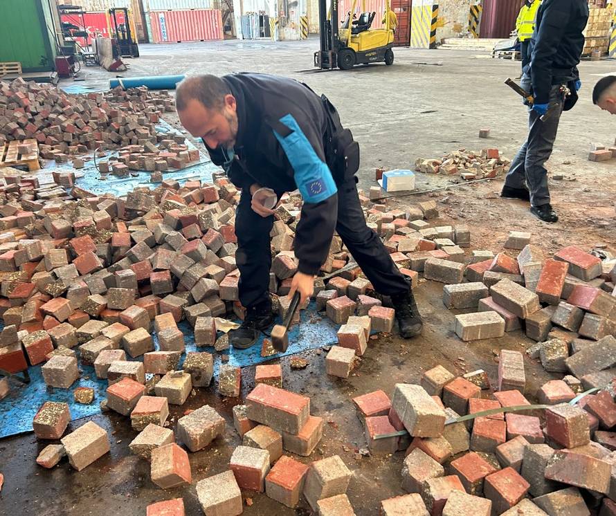 U Genovi zaplijenili heroina za izgraditi cijelu kuću - doslovno!