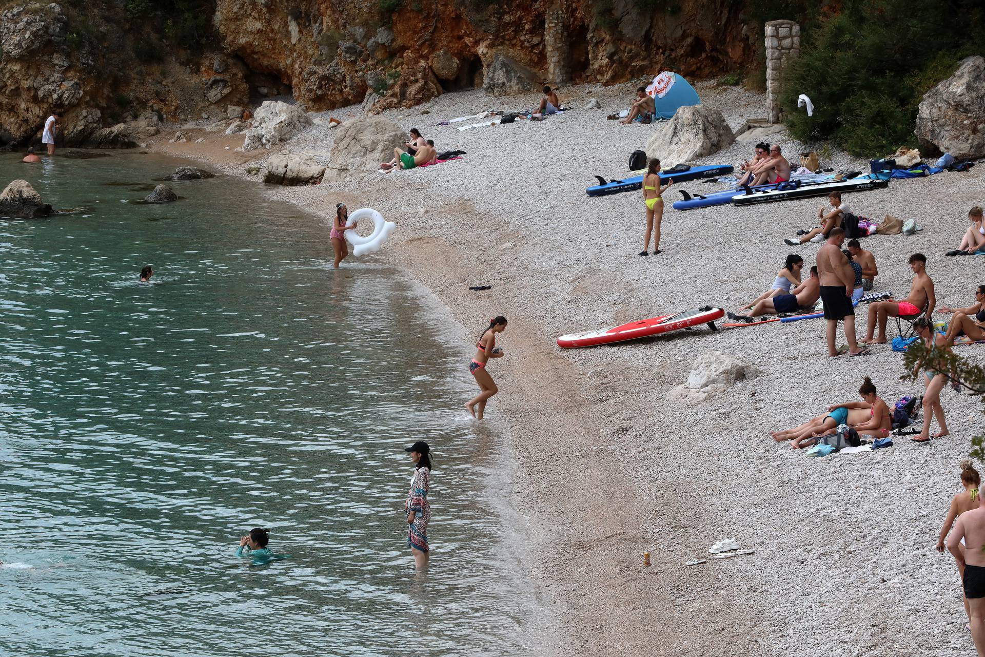 Rijeka: Rijetki kupa?i na plaži Nova voda