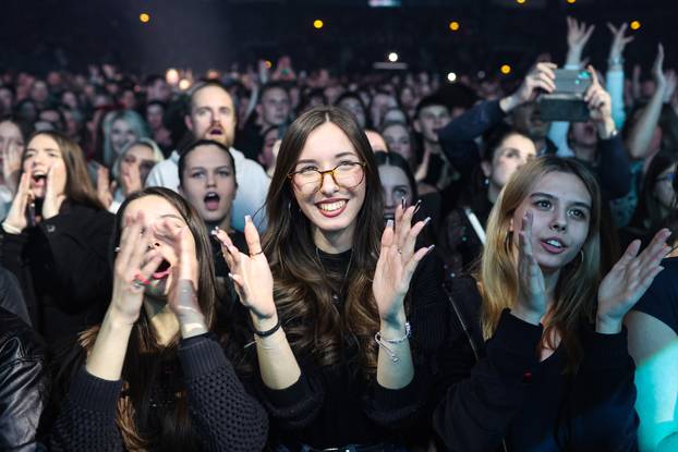Zagreb: Koncert Plavog Orekstra u Areni