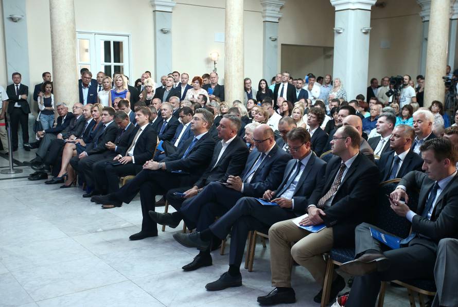 Nastavak reforme obrazovanja i 180.000 novih radnih mjesta