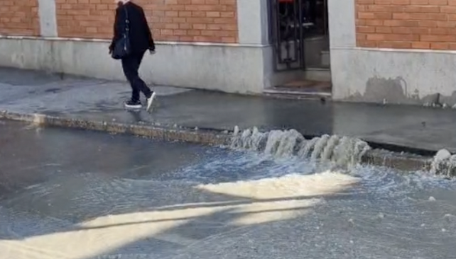 VIDEO Pukla cijev u Zagrebu: 'I Dubrava ima svoje fontane!'
