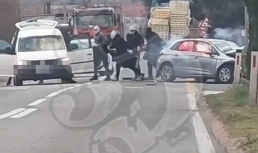 VIDEO Incident kod Mostara: Maskirani napada&ccaron;i pretukli mu&scaron;karca i zapalili automobil