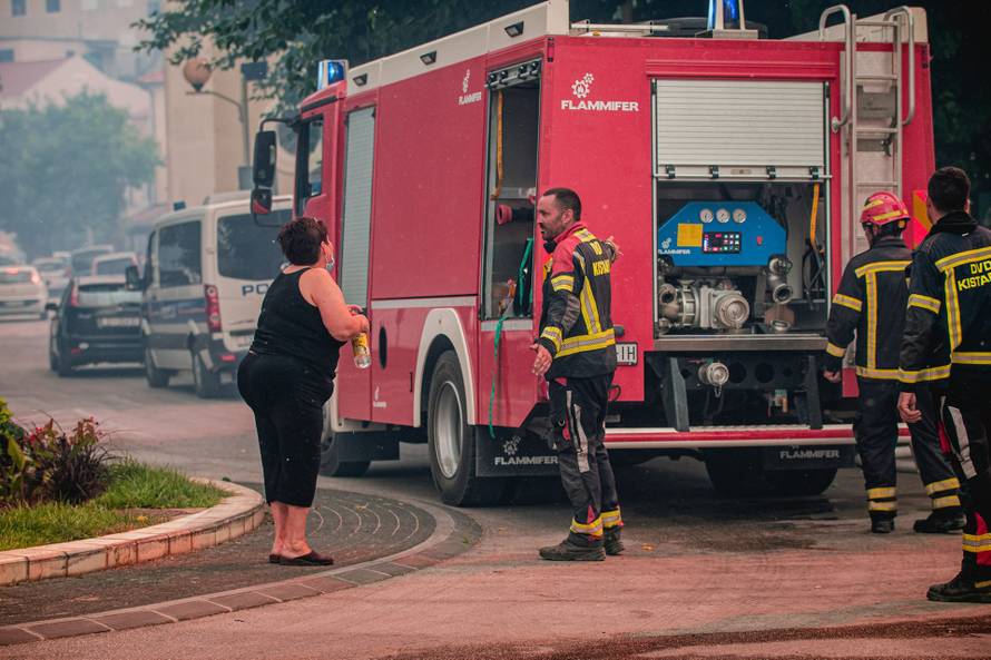 Pogledajte zapanjujuće prizore katastrofe u Zatonu kod Vodica