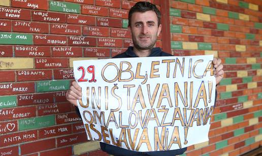 Pri&scaron;ao im iza le&dstrok;a: HDZ-ovcima pokvario ro&dstrok;endansku zabavu...