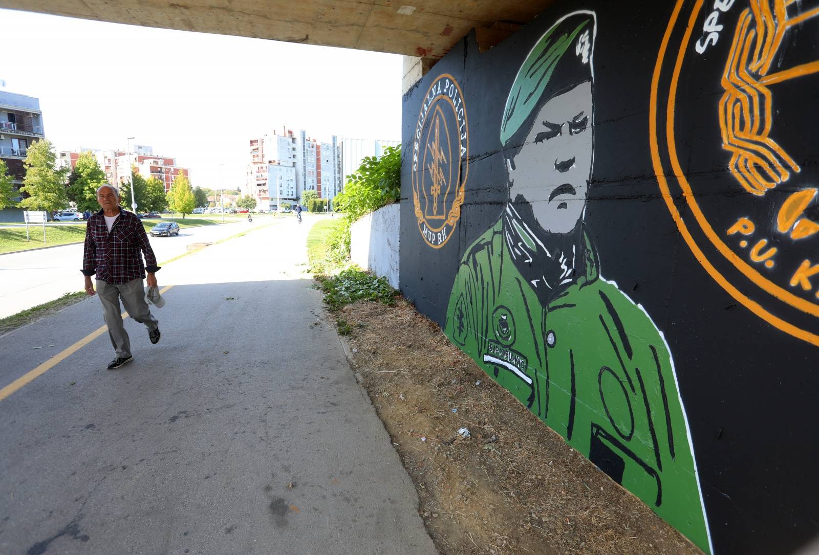 Karlovac: Uoči tridesete obljetnice Koranski most oslikan mural s likom Miše Hrastova