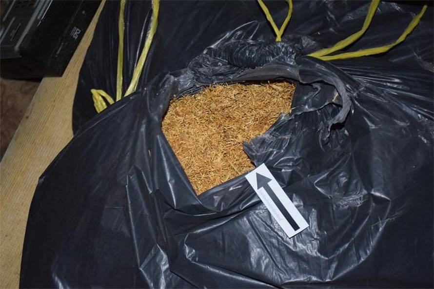 FOTO Policija kod muškarca (52) u Čepinu pronašla gotovo 23 kilograma ilegalnog duhana