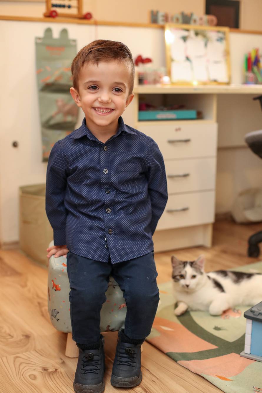 Zagreb: Intervju s majkom čiji sin boluje od ahondroplazije