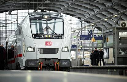 Gotovo polovina vlakova u Njemačkoj kasnila u listopadu